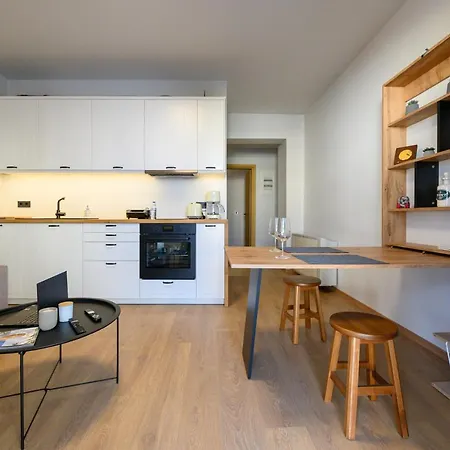 Plato 42 Apartment