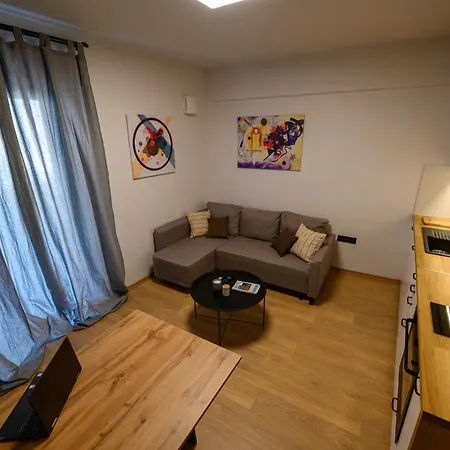 Apartment Plato 42 *