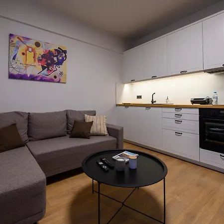 Appartement Plato 42 *